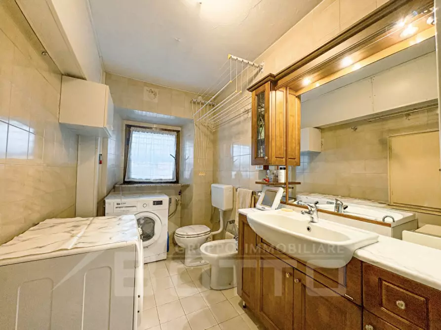 Immagine 22 di Villetta a schiera in vendita  in via santa maria n 40 a Bellinzago Novarese