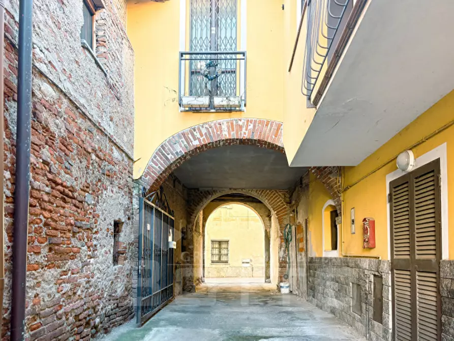 Immagine 24 di Villetta a schiera in vendita  in via santa maria n 40 a Bellinzago Novarese