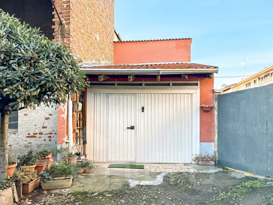 Immagine 29 di Villetta a schiera in vendita  in via santa maria n 40 a Bellinzago Novarese