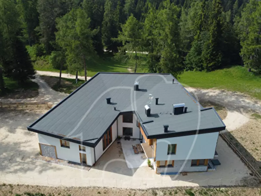 Immagine 2 di Bed & Breakfast in vendita  a Cavareno