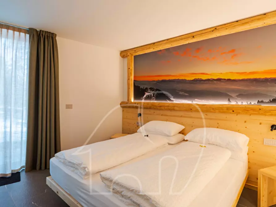 Immagine 4 di Bed & Breakfast in vendita  a Cavareno