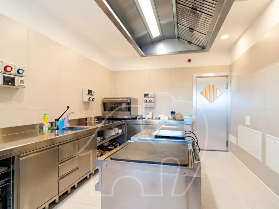 Immagine 10 di Bed & Breakfast in vendita  a Cavareno