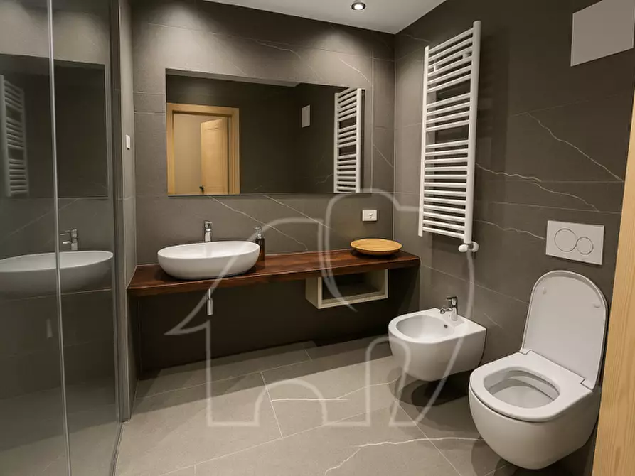 Immagine 10 di Bed & Breakfast in vendita  a Cavareno