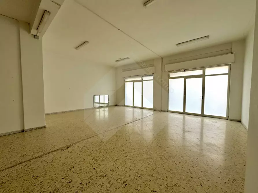 Immagine 8 di Ufficio in affitto  in Via Potenza a Andria