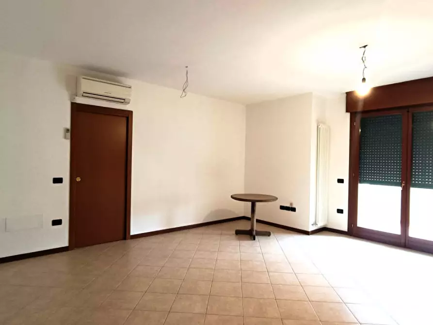 Immagine 1 di Appartamento in affitto  in Via Ancona a Torri Di Quartesolo