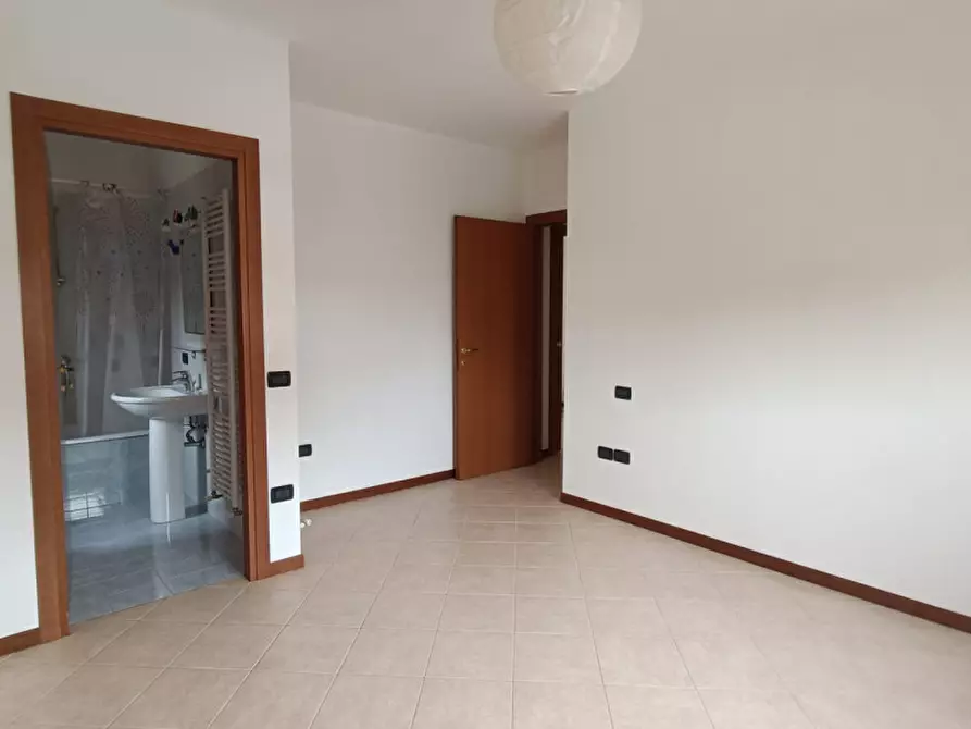 Immagine 7 di Appartamento in affitto  in Via Ancona a Torri Di Quartesolo