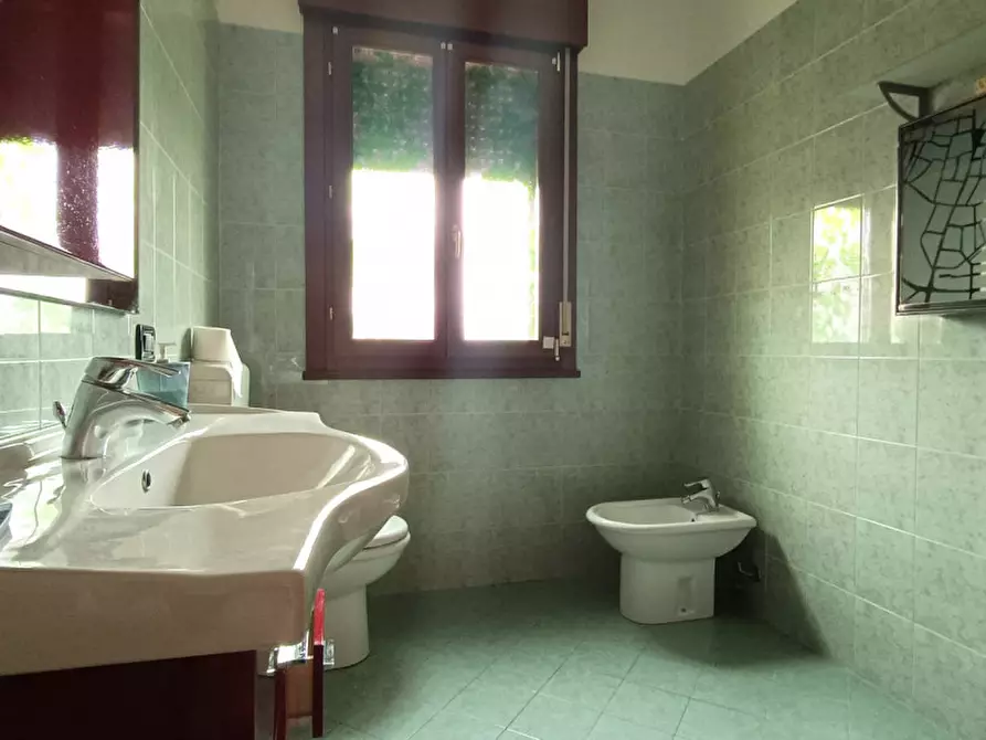 Immagine 10 di Appartamento in affitto  in Via Ancona a Torri Di Quartesolo