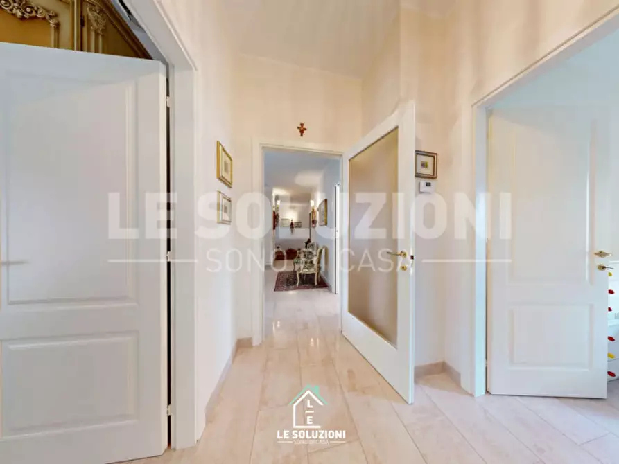 Immagine 13 di Appartamento in vendita  in Viale Dante Alighieri 24 a Castellana Grotte