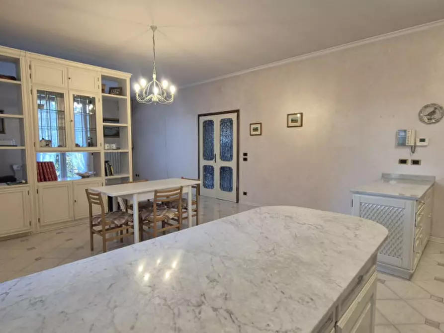 Immagine 13 di Casa bifamiliare in vendita  in VIA ALFIERI 35 a Novi Di Modena