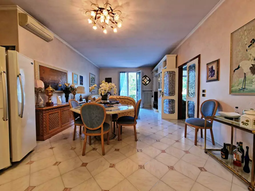 Immagine 14 di Casa bifamiliare in vendita  in VIA ALFIERI 35 a Novi Di Modena