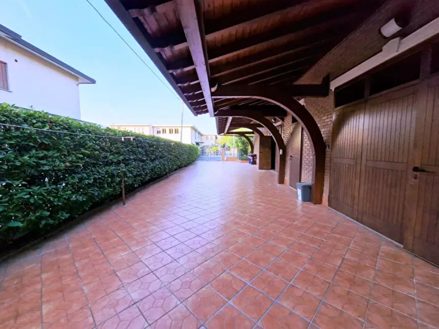 Immagine 19 di Casa bifamiliare in vendita  in VIA ALFIERI 35 a Novi Di Modena