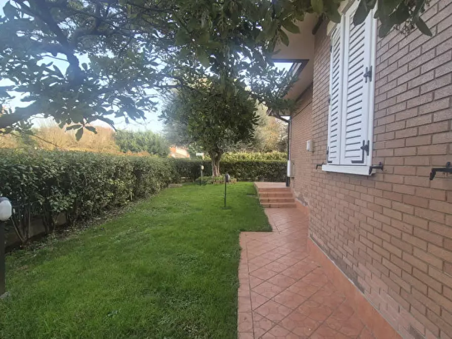 Immagine 20 di Casa bifamiliare in vendita  in VIA ALFIERI 35 a Novi Di Modena