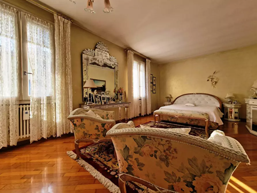 Immagine 22 di Casa bifamiliare in vendita  in VIA ALFIERI 35 a Novi Di Modena