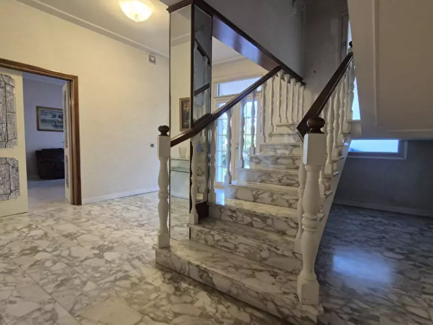 Immagine 22 di Casa bifamiliare in vendita  in VIA ALFIERI 35 a Novi Di Modena