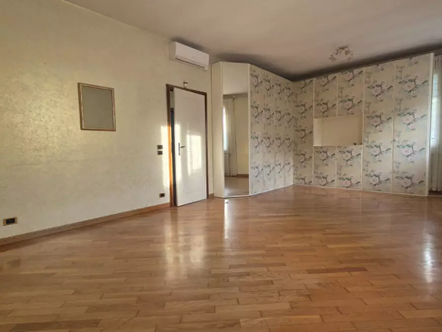 Immagine 28 di Casa bifamiliare in vendita  in VIA ALFIERI 35 a Novi Di Modena