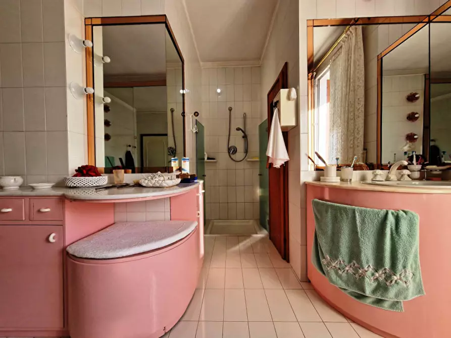 Immagine 29 di Casa bifamiliare in vendita  in VIA ALFIERI 35 a Novi Di Modena