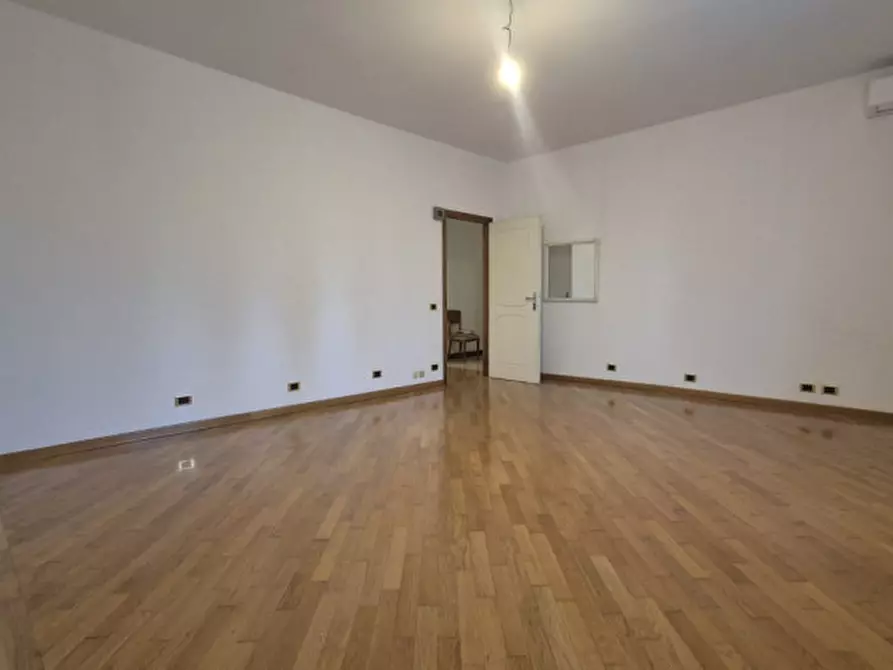 Immagine 30 di Casa bifamiliare in vendita  in VIA ALFIERI 35 a Novi Di Modena