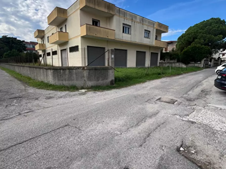 Immagine 1 di Palazzo in vendita  in Via Antonio Gramsci a Davoli