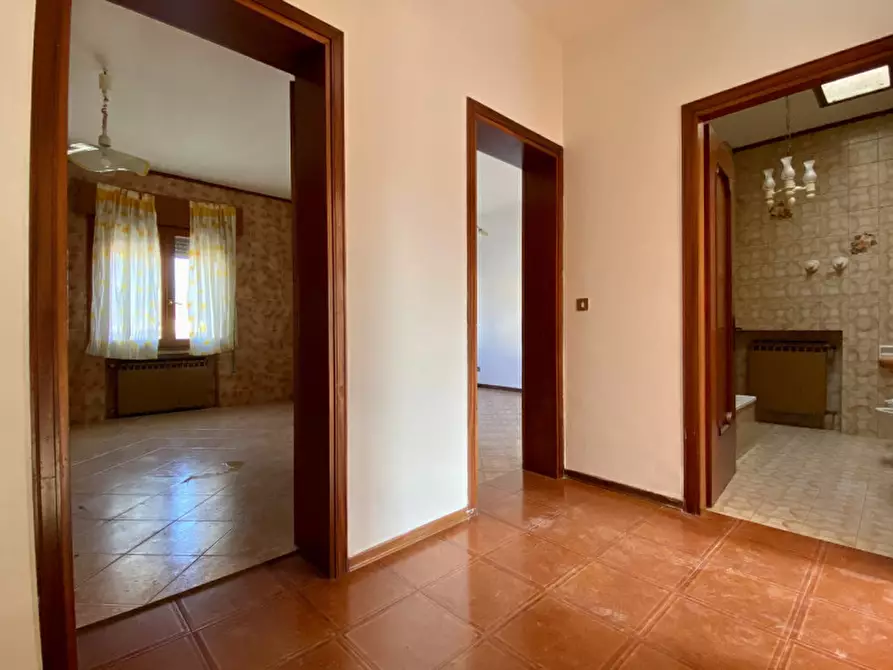 Immagine 3 di Appartamento in vendita  in Via Fornaci, 51 a Torri Di Quartesolo