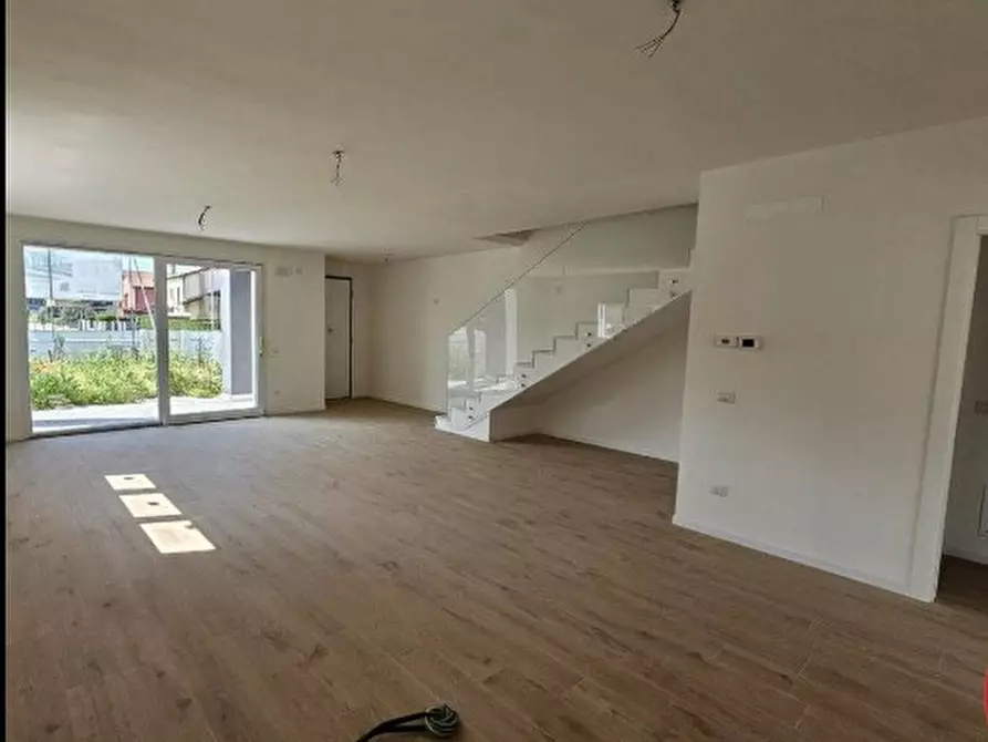 Immagine 1 di Casa bifamiliare in vendita  a Borgoricco