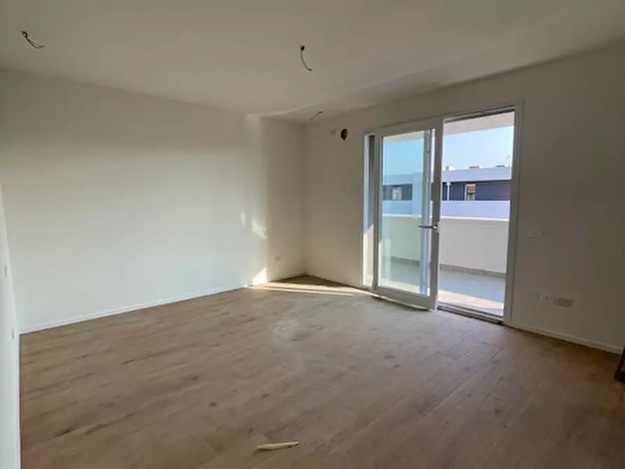 Immagine 11 di Casa bifamiliare in vendita  a Borgoricco