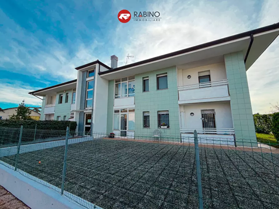 Immagine 3 di Appartamento in vendita  in Via Giacomo Leopardi n. 11 a Pasian Di Prato