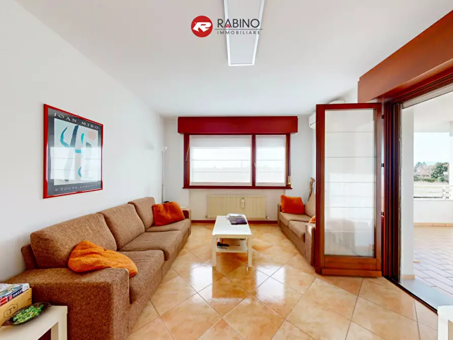 Immagine 6 di Appartamento in vendita  in Via Giacomo Leopardi n. 11 a Pasian Di Prato