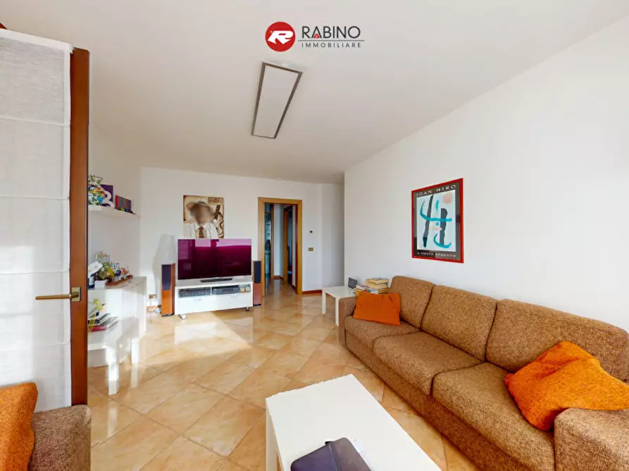 Immagine 8 di Appartamento in vendita  in Via Giacomo Leopardi n. 11 a Pasian Di Prato