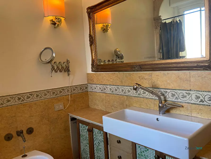 Immagine 20 di Appartamento in affitto  in Via Adolfo Consolini a Roma