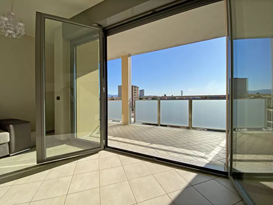 Immagine 3 di Appartamento in affitto  in piazzale XXV Aprile, 8 a Seregno