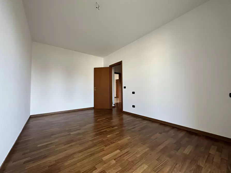 Immagine 8 di Appartamento in affitto  in piazzale XXV Aprile, 8 a Seregno