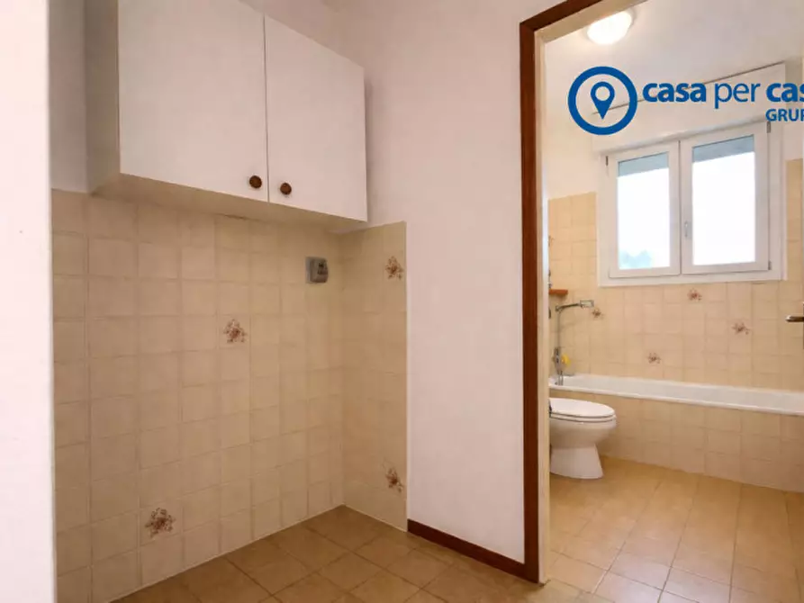 Immagine 12 di Appartamento in vendita  in Via Cristoforo Colombo a Ostiglia