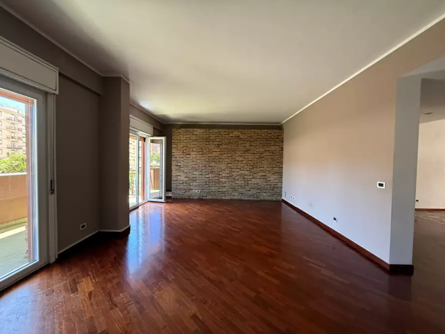 Immagine 3 di Appartamento in vendita  in Via Ammiraglio Persano a Palermo
