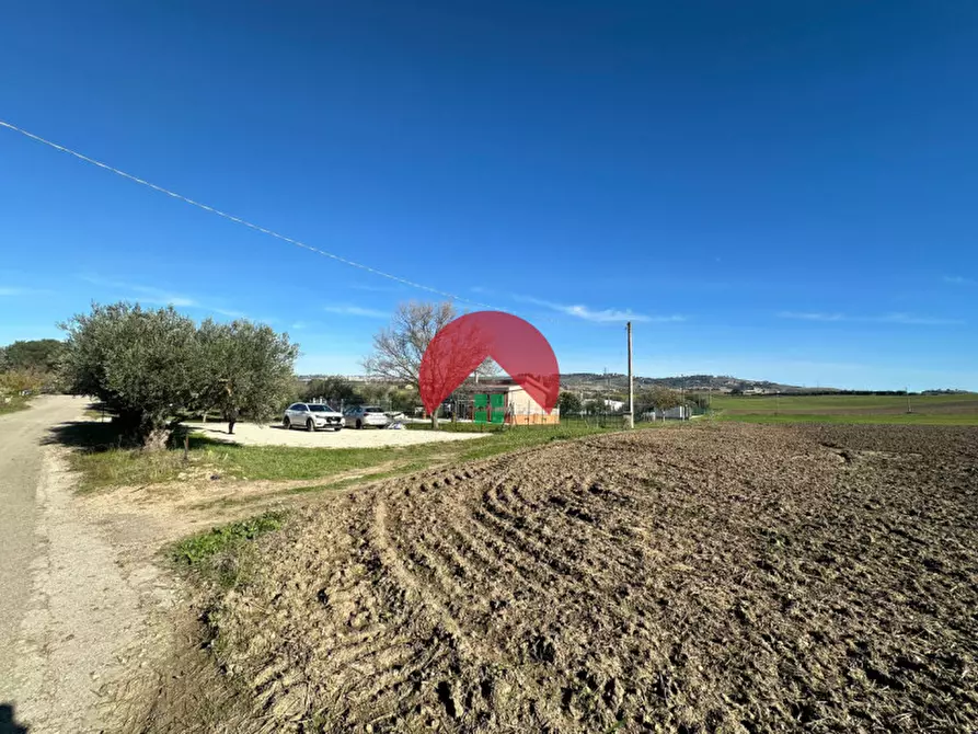 Immagine 2 di Villa in vendita  in contrada guirro a Matera