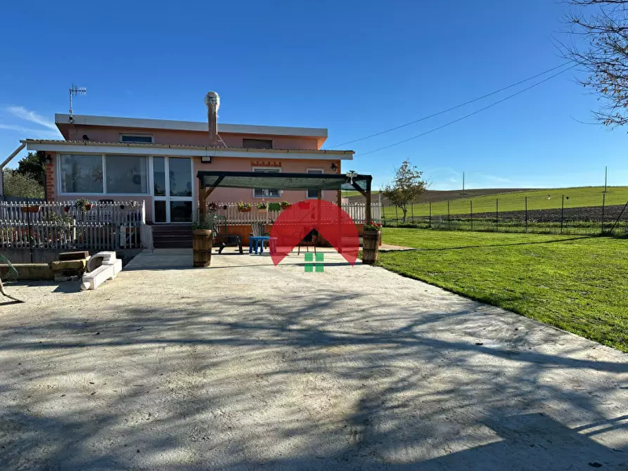 Immagine 35 di Villa in vendita  in contrada guirro a Matera
