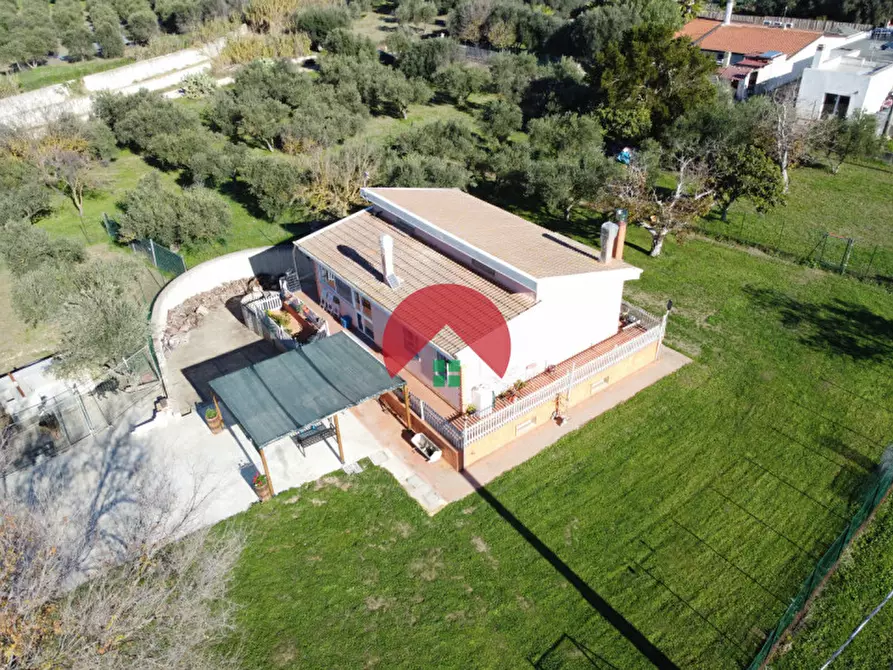 Immagine 43 di Villa in vendita  in contrada guirro a Matera