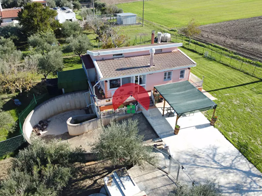 Immagine 47 di Villa in vendita  in contrada guirro a Matera