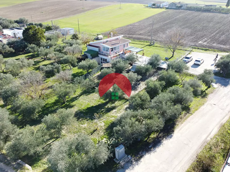 Immagine 50 di Villa in vendita  in contrada guirro a Matera