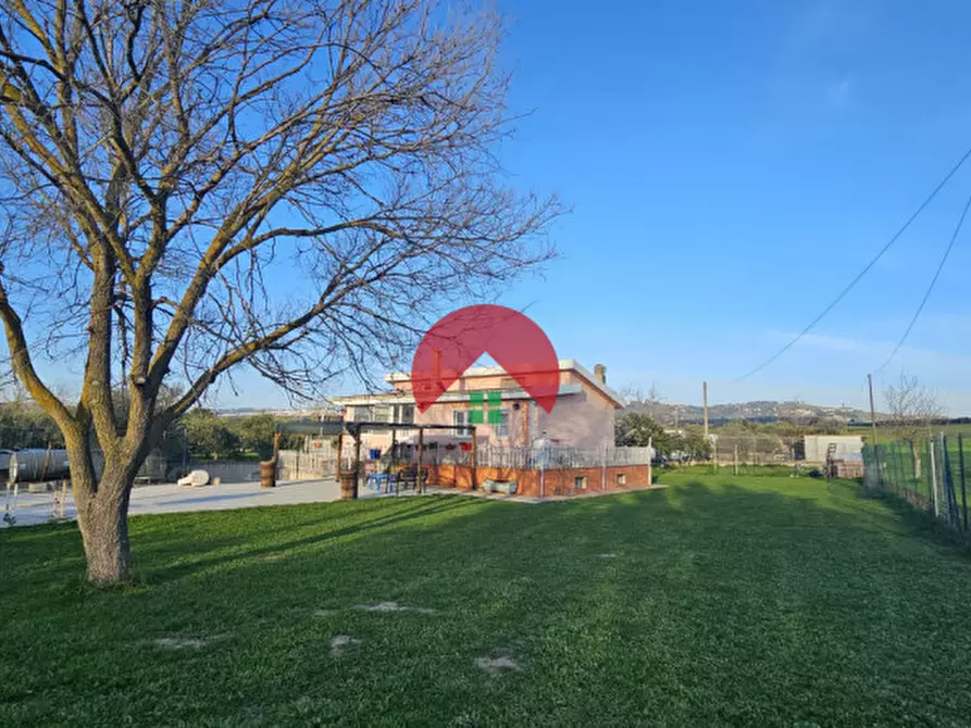 Immagine 49 di Villa in vendita  in contrada guirro a Matera
