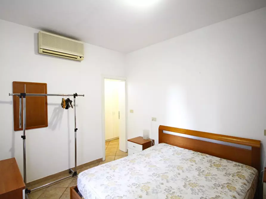 Immagine 15 di Appartamento in vendita  in viale Lazio a Riccione