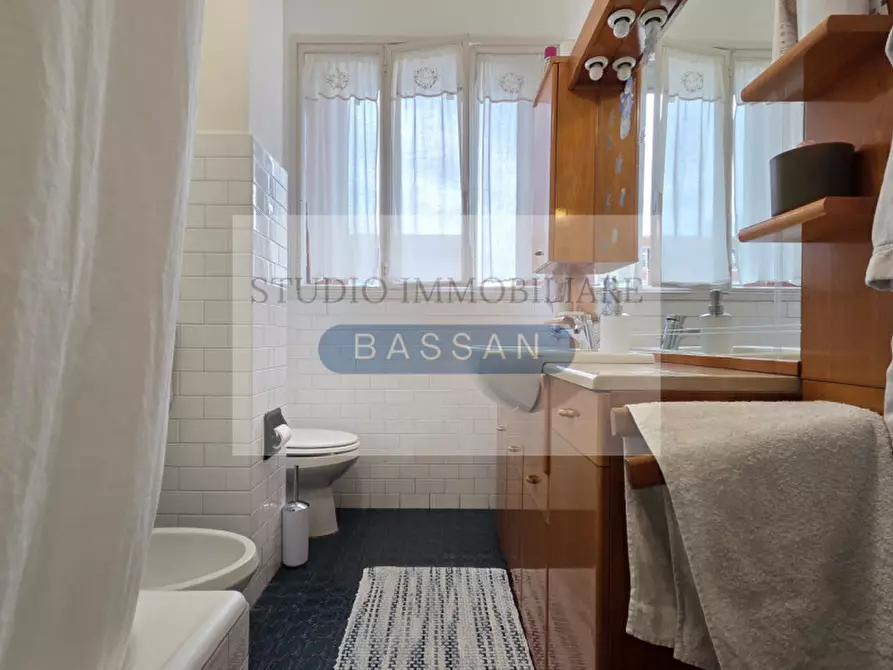 Immagine 10 di Appartamento in vendita  in Via Alfredo Di Dio  n.18 a Gallarate