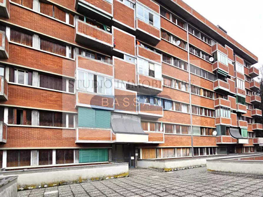 Immagine 21 di Appartamento in vendita  in Via Alfredo Di Dio  n.18 a Gallarate