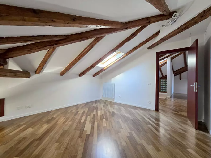 Immagine 12 di Appartamento in affitto  in Via Finzi a Treviso