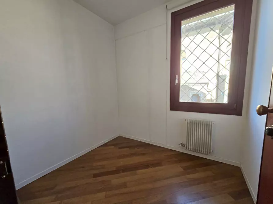 Immagine 21 di Appartamento in affitto  in Via Finzi a Treviso