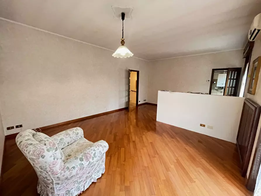 Immagine 1 di Appartamento in vendita  a Suzzara