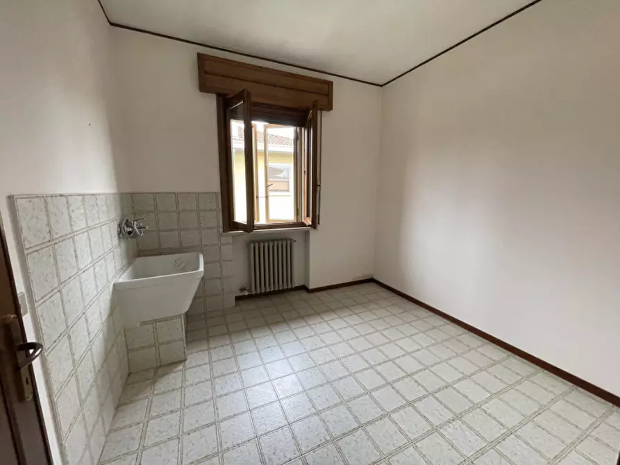 Immagine 21 di Appartamento in vendita  a Suzzara