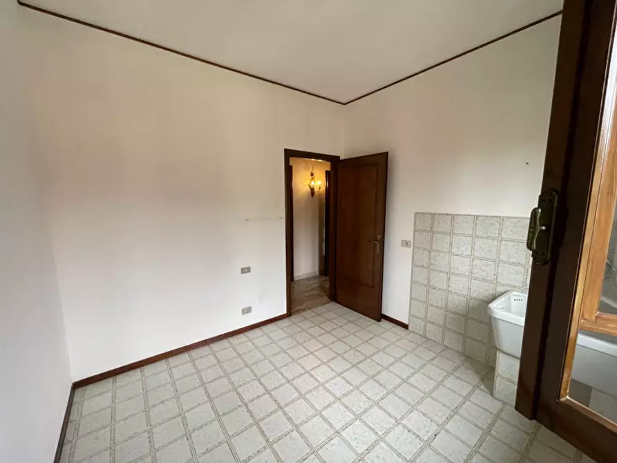 Immagine 22 di Appartamento in vendita  a Suzzara