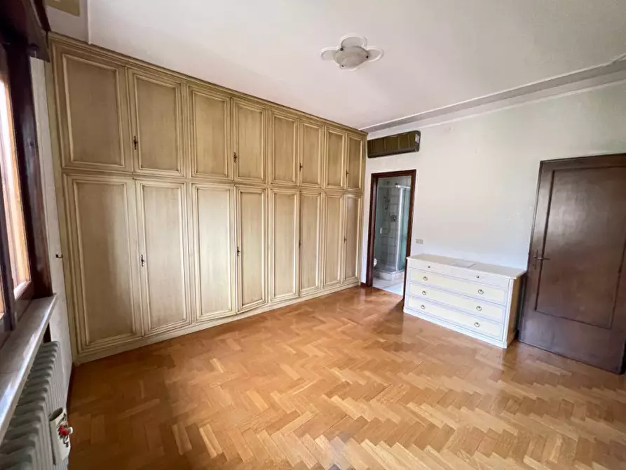 Immagine 25 di Appartamento in vendita  a Suzzara