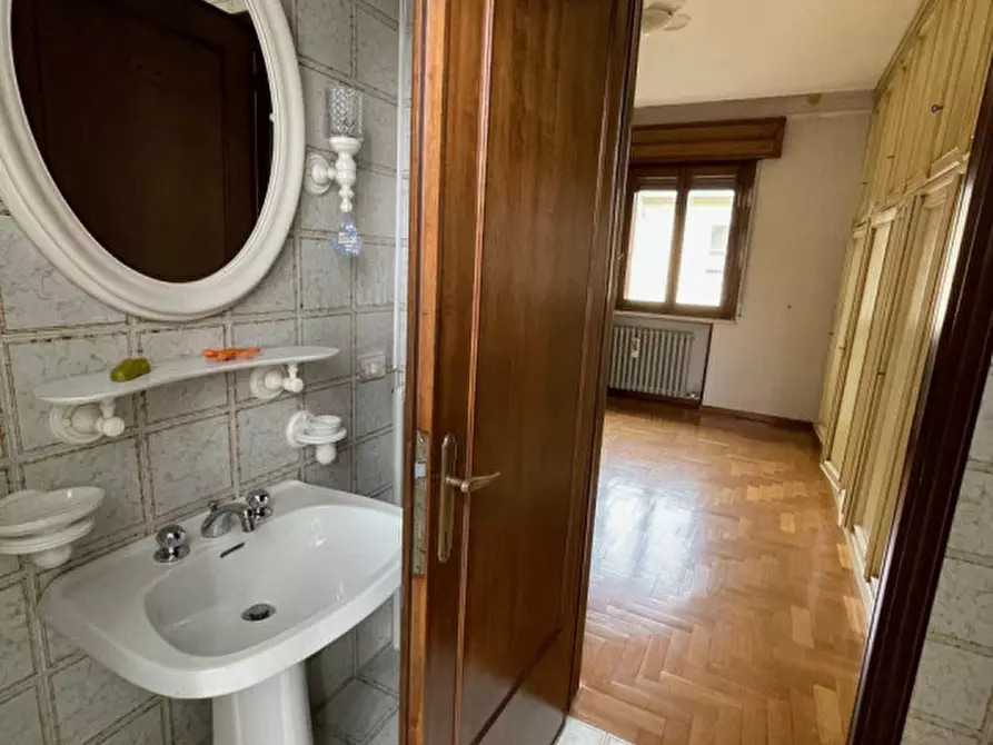 Immagine 28 di Appartamento in vendita  a Suzzara