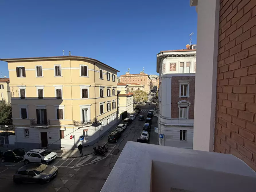 Immagine 40 di Appartamento in vendita  in Via Lauro De Bosis a Ancona